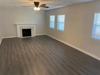 625 W Lagrange St, Lake Charles, LA 70605 - photo 2