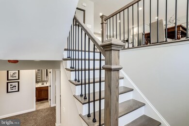 9228 Brian Dr, Vienna, VA 22180 - photo 7