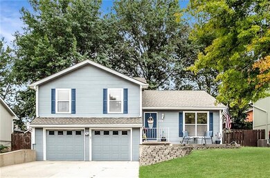 209 Jayhawk Ct, Lansing, KS 66043 - photo 2