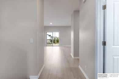 16520 Potter St, Bennington, NE 68007 - photo 2