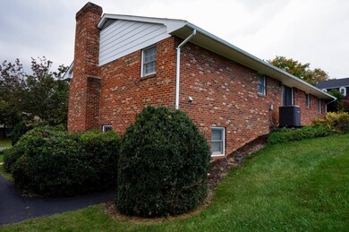 842 Star Crest Dr, Harrisonburg, VA 22802 - photo 5