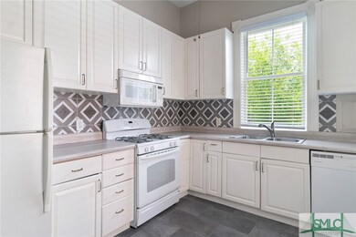 409 E Huntingdon St unit A, Savannah, GA 31401 - photo 7