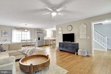 516 Warner Ln, Hedgesville, WV 25427 - photo 6