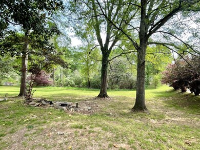 1014 E Railroad Ave, Wesson, MS 39191 - photo 5