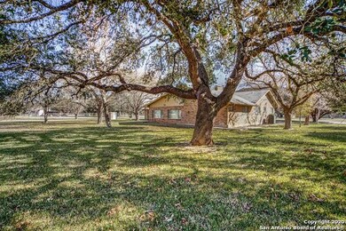 16935 Scenic Loop Rd, Helotes, TX 78023 - photo 5