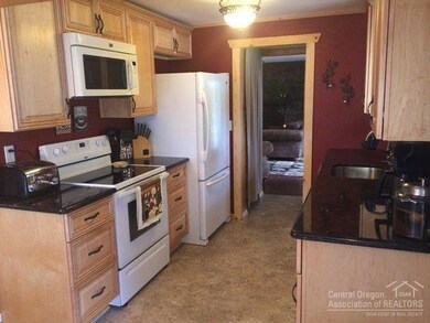 60844 Ruby Place, Bend, OR 97702 - photo 6