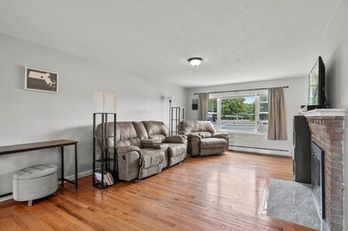 184 Burncoat St, Worcester, MA 01606 - photo 7