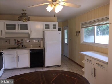 12814 Tamarack Rd, Silver Spring, MD 20904 - photo 5