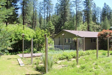 4178 E Evans Creek Rd, Rogue River, OR 97537 - photo 7