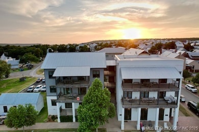 29 Water St unit 7, Carlton Landing, OK 74432 - photo 2