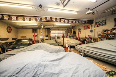 732 Monmouth Rd, Cream Ridge, NJ 08514 - photo 2