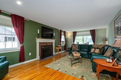 11 Hastings Ln, Nashua, NH 03064 - photo 7