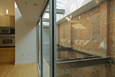 atrium_lofts_704_01