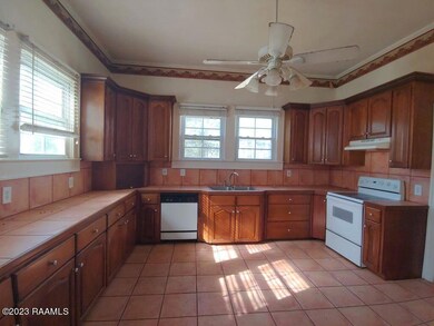 5 Kitchen