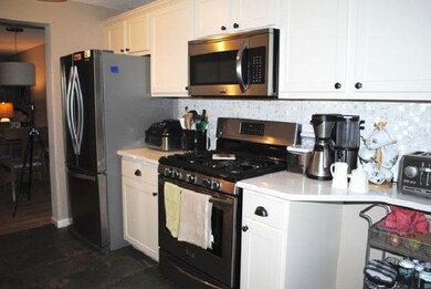 160 Bartemus Trail unit U76, Nashua, NH 03063 - photo 6