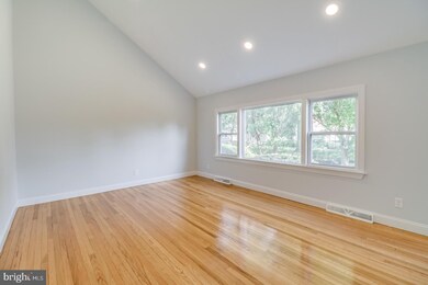 13 Mitchell Cir, Newark, DE 19713 - photo 4