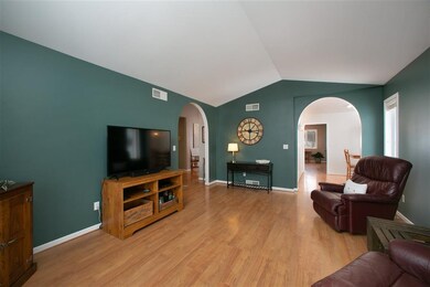 N8537 Smith Rd, Brooklyn, WI 53521 - photo 5