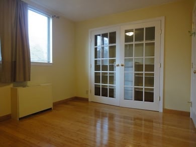 94 Beaconsfield Rd unit 302, Brookline, MA 02445 - photo 5