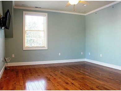 22 Wilcox St, Bristol, RI 02809 - photo 5