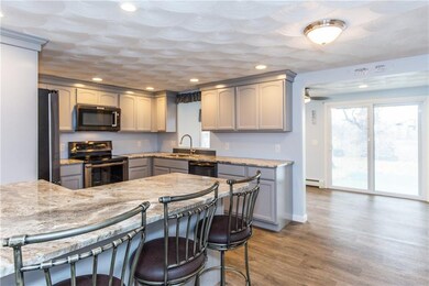 213 George St, Warwick, RI 02888 - photo 6
