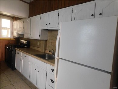 210 N Front St, Allentown, PA 18102 - photo 4