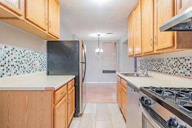 40 Shrewsbury Green Dr unit G, Shrewsbury, MA 01545 - photo 3