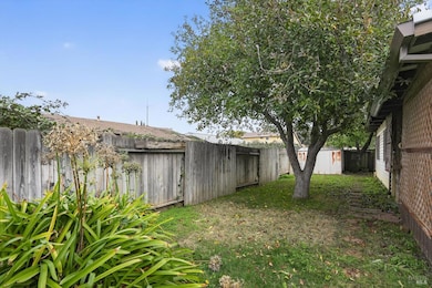 1018 E Tabor Ave, Fairfield, CA 94533 - photo 7