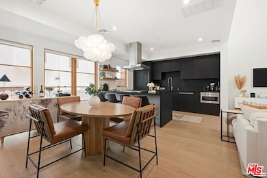 1035 N Vista St, West Hollywood, CA 90046 - photo 3