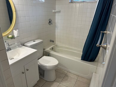 379 Derby Ave unit 2, West Haven, CT 06516 - photo 2