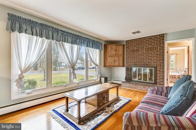 511 Ridge Rd, Annapolis, MD 21401 - photo 2