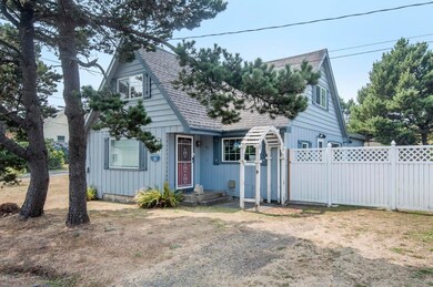 1431 SW Harbor Ave, Lincoln City, OR 97367 - photo 2