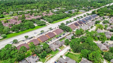 324 Pine Creek Dr, Friendswood, TX 77546 - photo 5