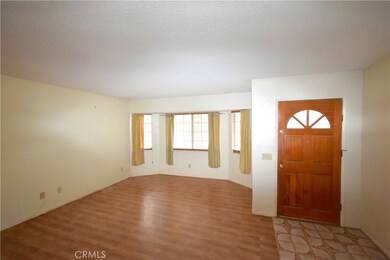 14418 Crest Dr, Victorville, CA 92395 - photo 6