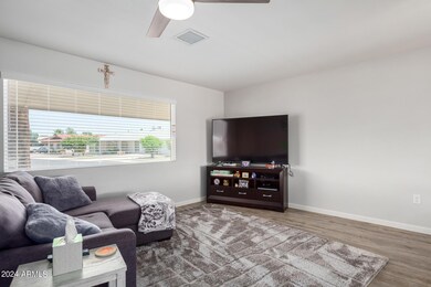 9820 N 102nd Dr, Sun City, AZ 85351 - photo 5