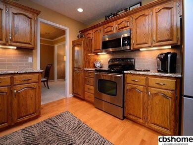 SS appliances. Advantium microwave. Lots of counter space.