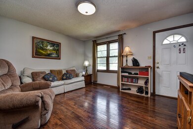 2901 W Walnut-2