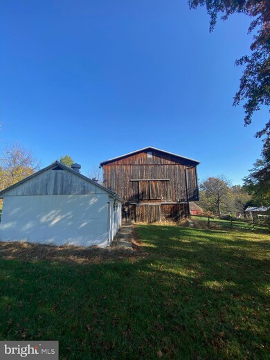 9115 Myersville Rd, Myersville, MD 21773 - photo 3