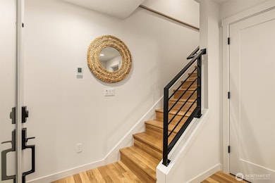 7045 16th Ave NE unit B, Seattle, WA 98115 - photo 3