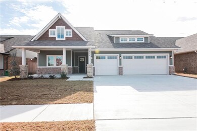 824 NE 20th Place, Moore, OK 73160 - photo 2