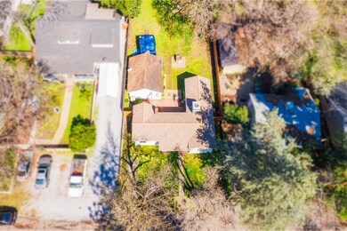 936 State St, Redding, CA 96001 - photo 2