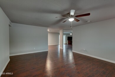 6135 W Alvarado Rd, Phoenix, AZ 85035 - photo 5