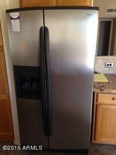 Stainless steel refrigerator included!!