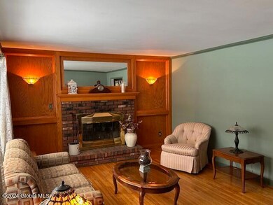 11 Tieman Rd, Schenectady, NY 12302 - photo 4