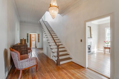 5-web-or-mls-2023 09 12 - 129PineStNW-Sa