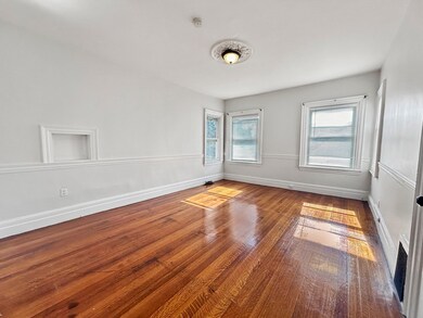 40 Robinson St unit 3, Dorchester, MA 02122 - photo 4