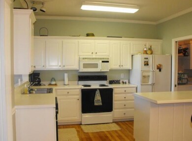 Bright and clean kitchen