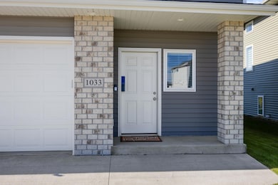 1033 Ashley Dr W, Riverside, ND 58078 - photo 3