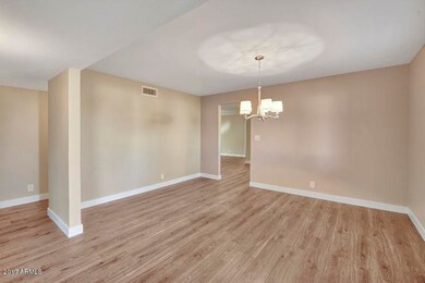 3 Dining Room (800x533)