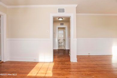 402 Warlick St, Jacksonville, NC 28540 - photo 5