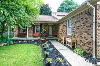 7524 Sagewood Ct, Columbus, OH 43235 - photo 3